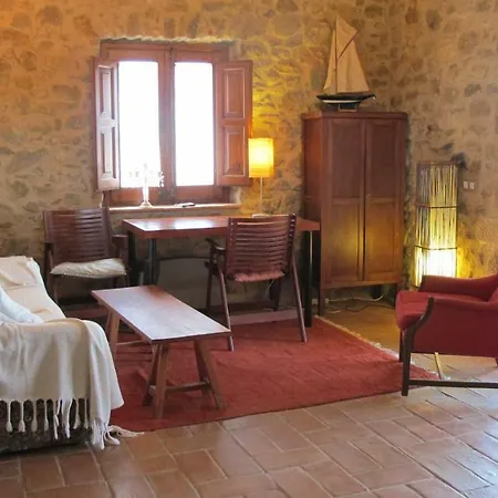 Casa Figueres Ultramort