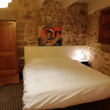 Casa Figueres * Ultramort
