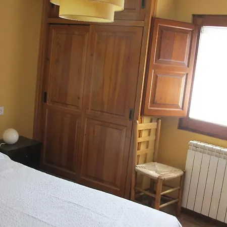 Casa Figueres Nyaraló Ultramort