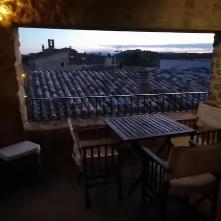 Casa Figueres Nyaraló